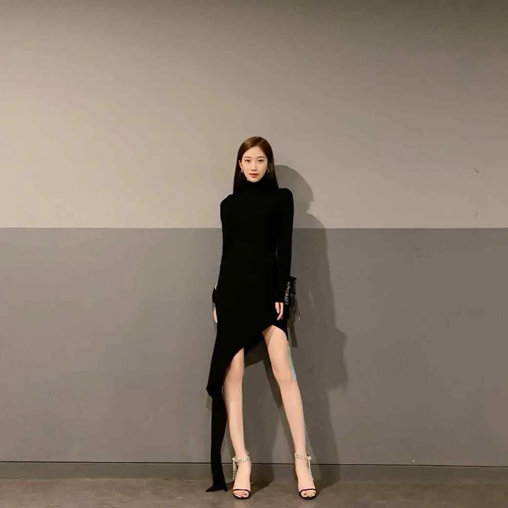 Moon Ga Young - moon-ga-young-sexy-60.webp